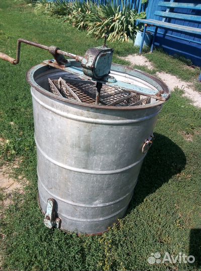 Медогонка 3 рамочная