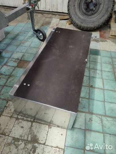 Рундук для лодки