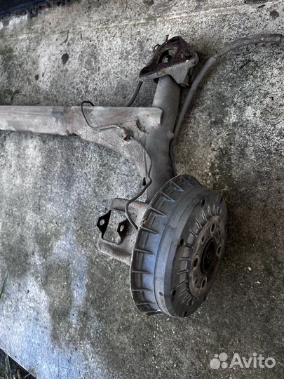 Задняя балка Лада Приора