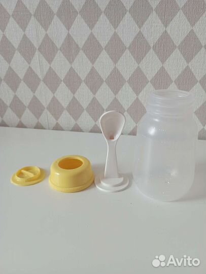 Бутылочки для кормления, молокоотсос, вкладыши