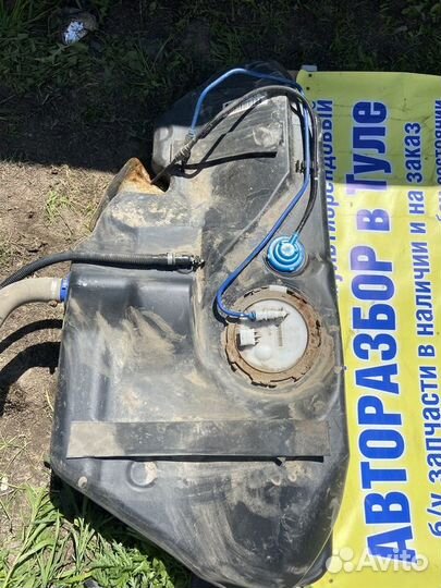 Топливный бак Opel Astra H