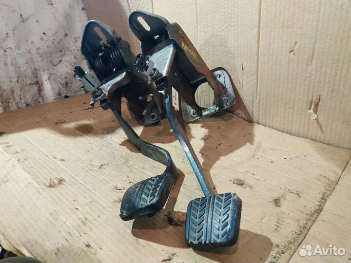 Педальный узел Ford Ranger ET 2006-2009