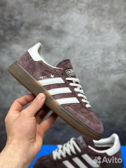 Кроссовки adidas spezial