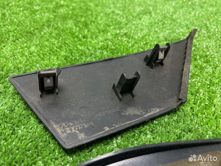 Накладка в салоне Nissan Pathfinder R50 VQ35DE