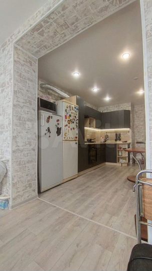 3-к. квартира, 90,4 м², 2/5 эт.