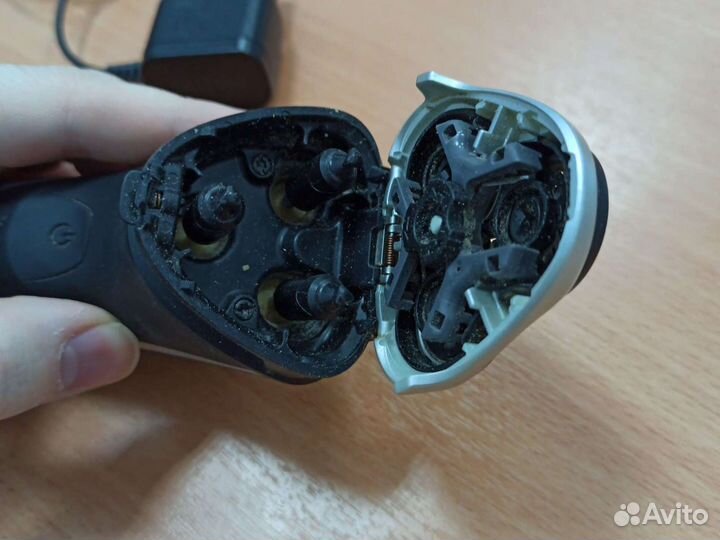 Бритва электрическая Philips pt731