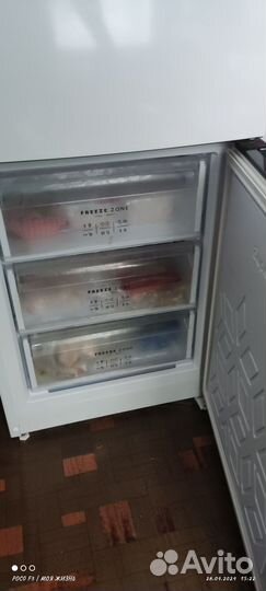 Холодильник Бирюса