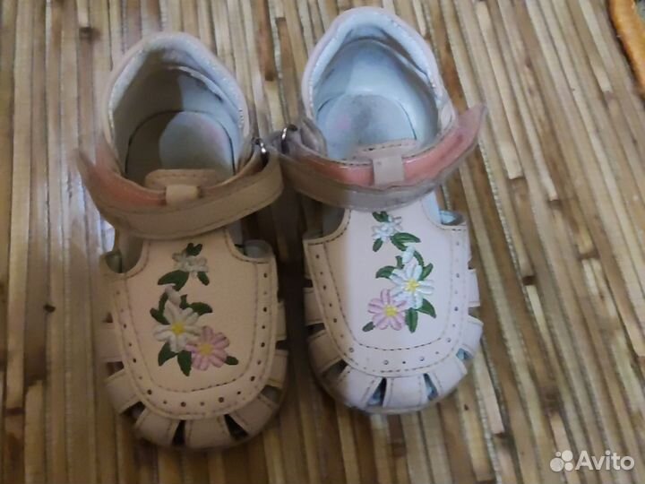 Детская обувь