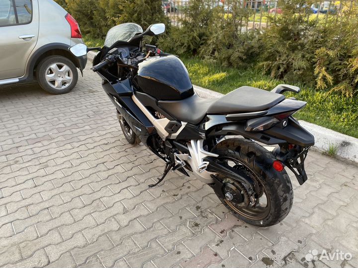 Honda VFR 800