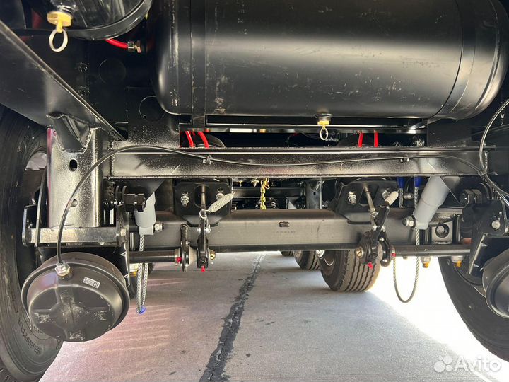 Полуприцеп зерновоз Auflieger 50м3, 2023