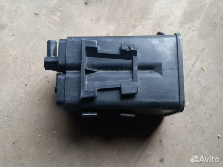 Абсорбер (фильтр угольный) Mitsubishi Outlander XL