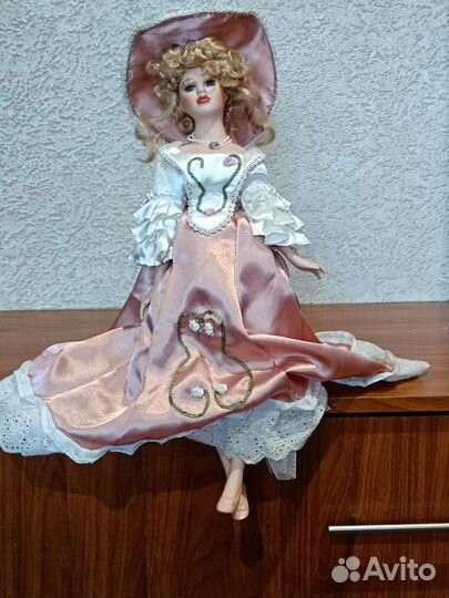Коллекционная кукла