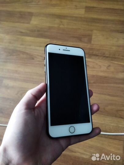 iPhone 8 Plus, 64 ГБ