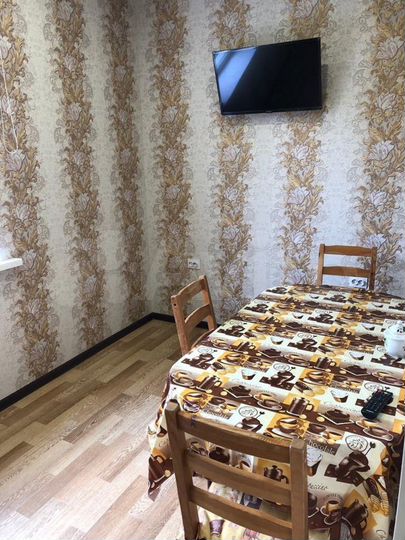 2-к. квартира, 50 м², 1/2 эт.