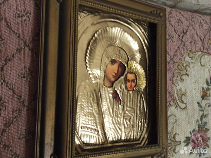 Икона Божия Матерь