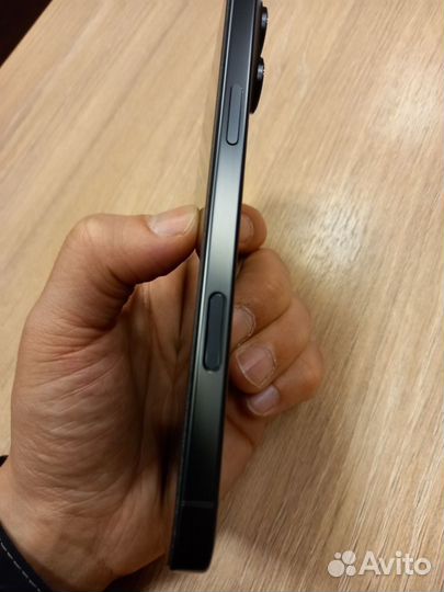 iPhone 16 pro max 256gb sim esim