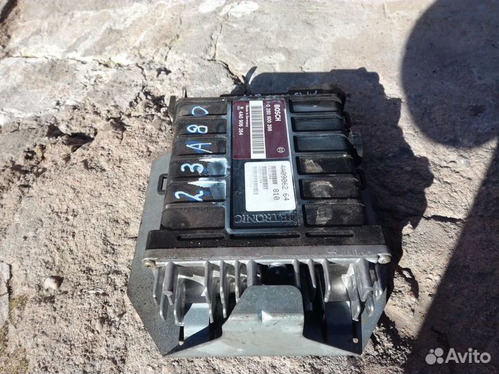 Блок управления двигателем Ауди 80 б4 2.3