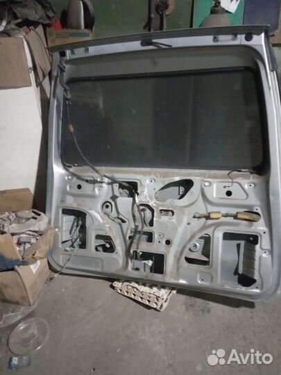 Крышка багажника honda stepwgn кузов rf1