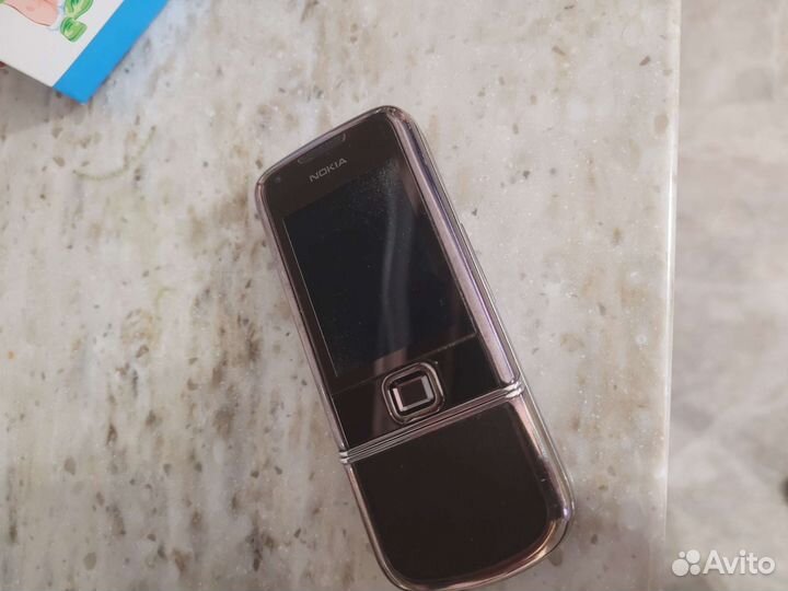 Nokia 8800 sapphire arte