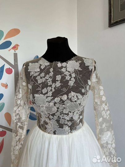 Свадебное платье