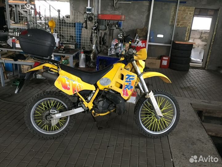 Suzuki TS200R Slingshot