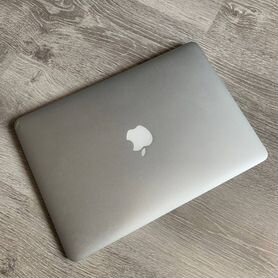 Apple MacBook Air (13-inch, 2017)