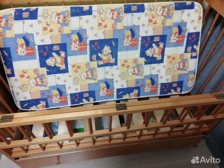 Детская кровать, матрас, бортики