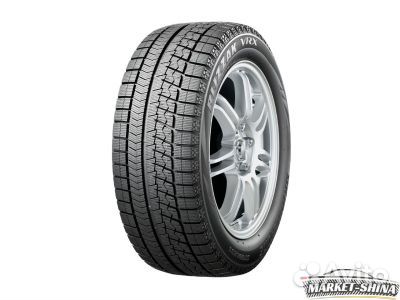 Bridgestone Blizzak VRX 215/55 R18 95S