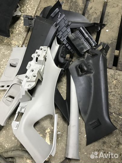 Пластик Opel Astra J