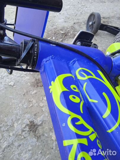 Детский велосипед 16