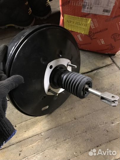 Вакуумный усилитель тормозов, Опель Виваро