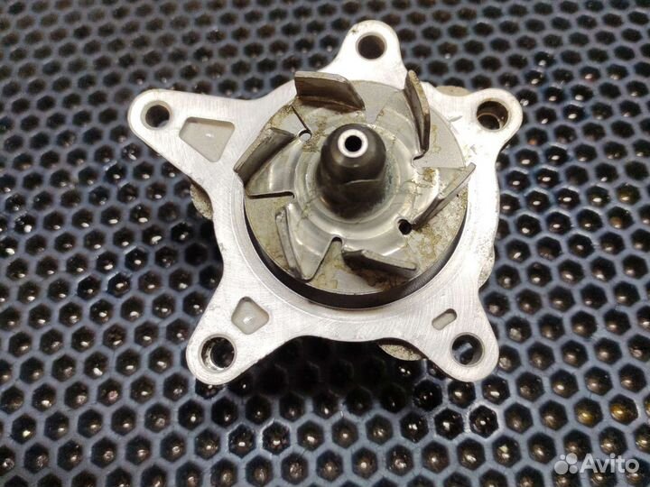 Помпа Hyundai solaris 1