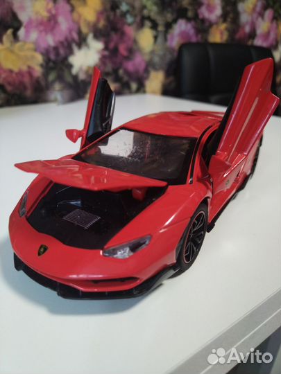 Машинка деткая