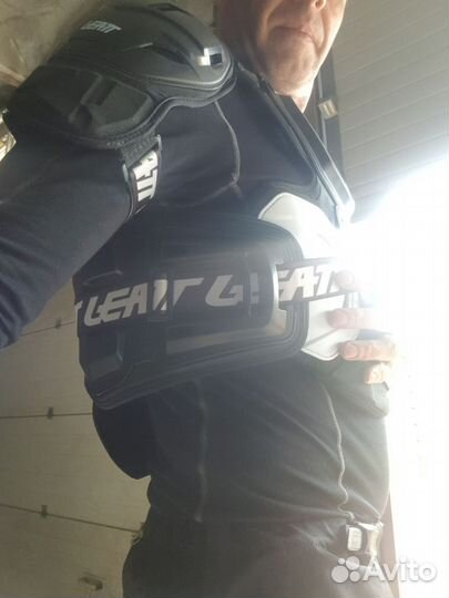 Защита панцирь leatt chest protector 5.5 PRO HD