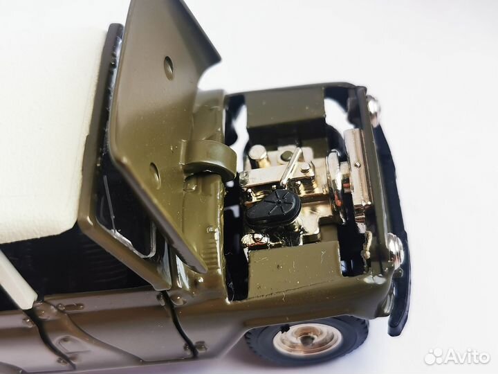 Модель автомобиля УАЗ 469 1 43 СССР