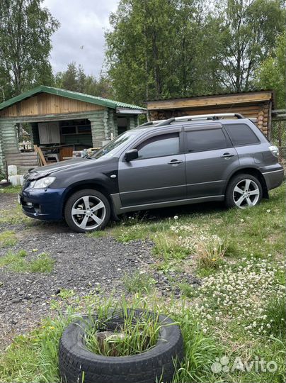 Mitsubishi Outlander 2.0 МТ, 2006, 212 000 км