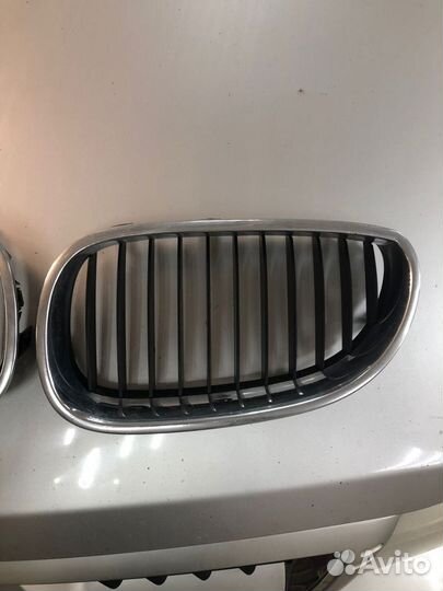 Решётки радиатора бмв е60