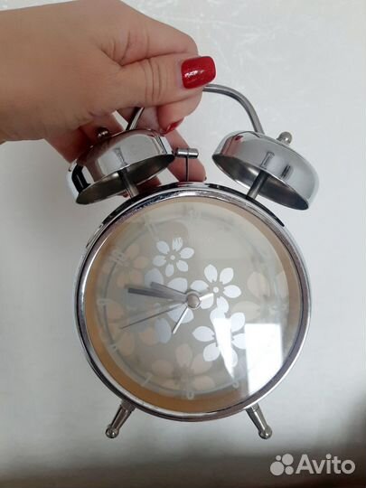 Часы Будильник Momento металл