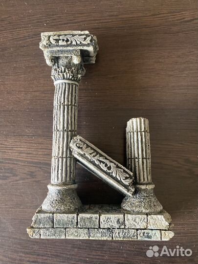 Колонна для аквариума