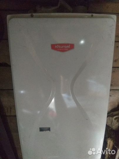 Газовый котел двухконтурный Kiturami World 5000