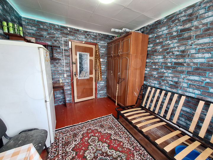 Комната 11 м² в 5-к., 3/5 эт.