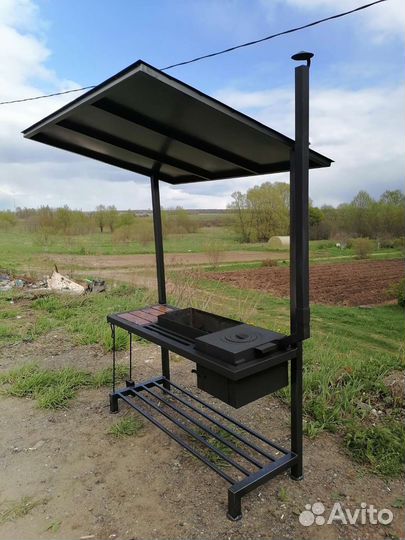 Мангал с крышей