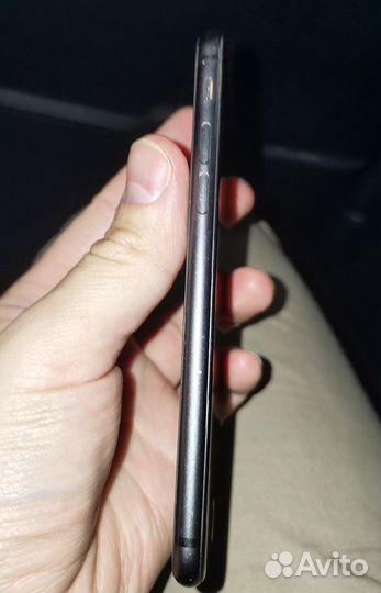 iPhone 8, 64 ГБ