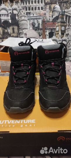 Кроссовки женские 40 размер