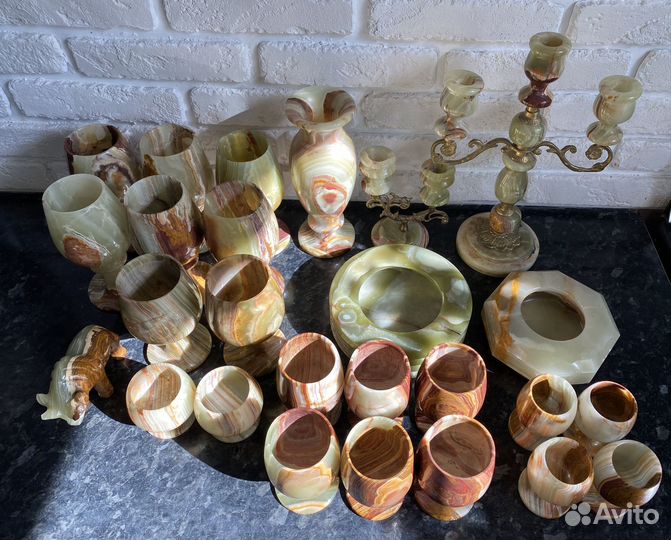 Оникс бокалы, подсвечники, ваза, пепельницы