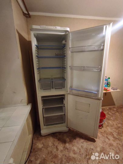 Холодильник бу