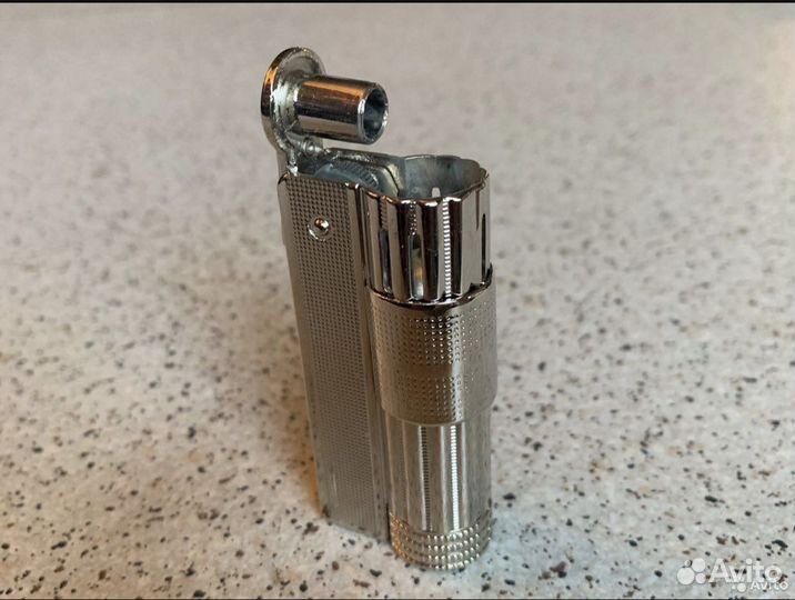 Зажигалка бензиновая