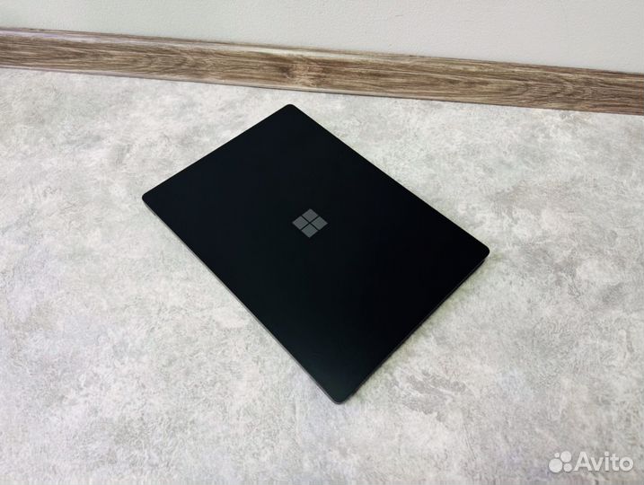 SurFace Core i7 + 15.6 2K сеносрный