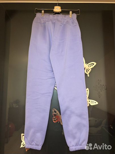 Спортивный костюм женский