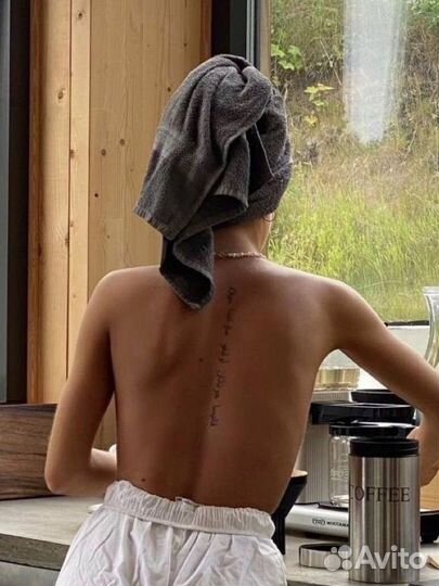 Модель на тату за расходники